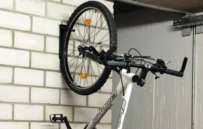 крюк для велосипеда на стену
