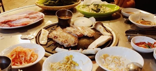 корейское блюдо самгепсаль