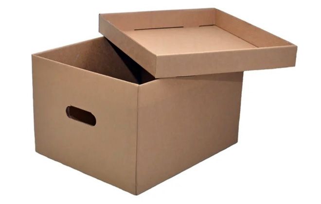 картонная коробка с крышка