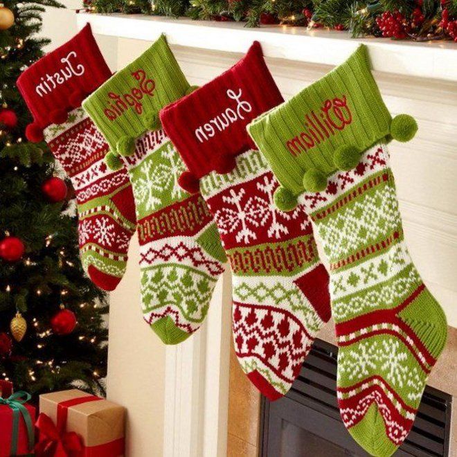 вязаные новогодние носки для подарков зеленые