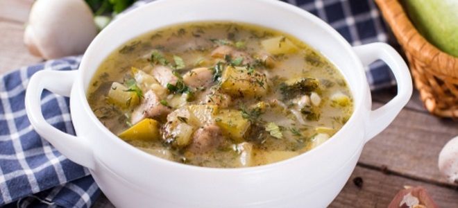 грибной суп с кабачками