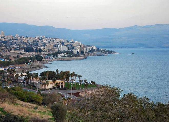 Тивериадское озеро - одна из главных достопримечательностей Израиля