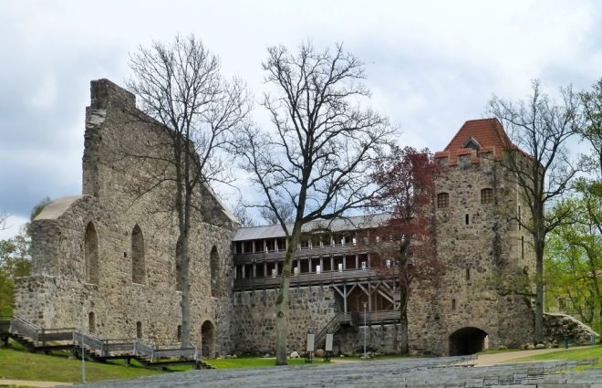 Руины Старого замка