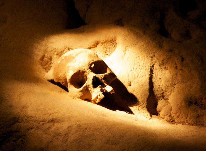 Скелет в пещере Актун-Туничиль-Мукналь