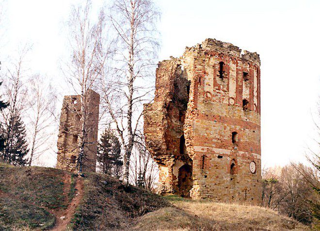 Замок Нейгаузен - историческая достопримечательность