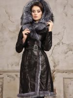 Кожаное пальто с чернобуркой