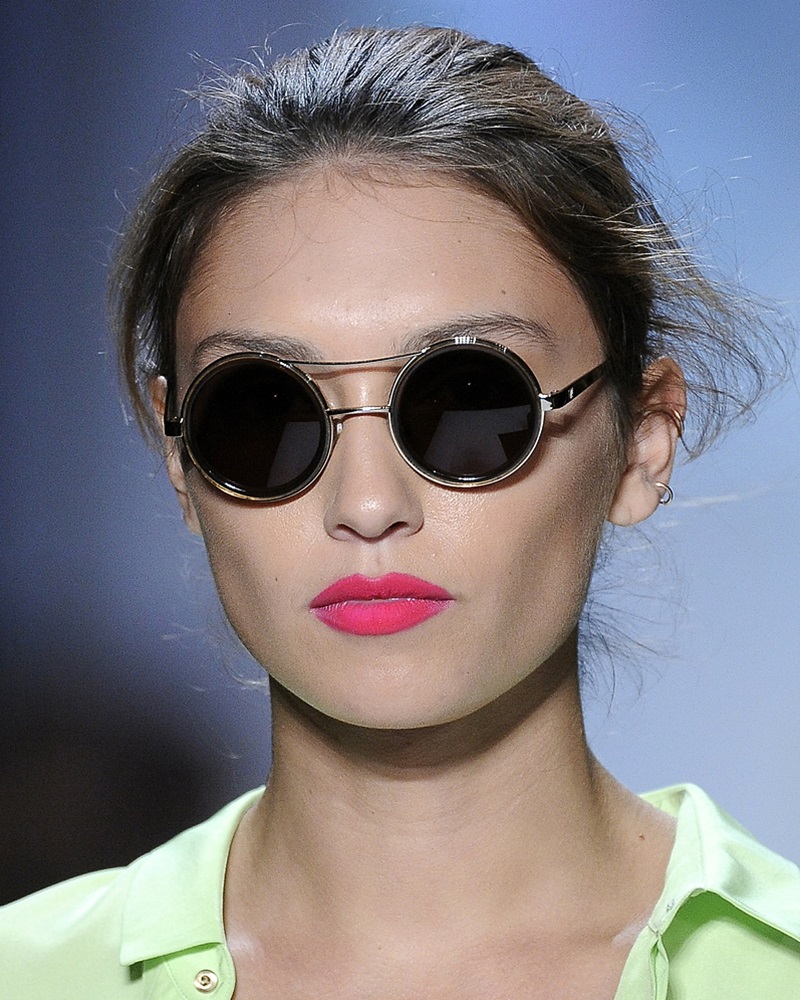 Солнцезащитные очки женские круглая форма. Очки гуччи 2015. Круглые очки. Круглые солнцезащитные очки. Стильные круглые очки.