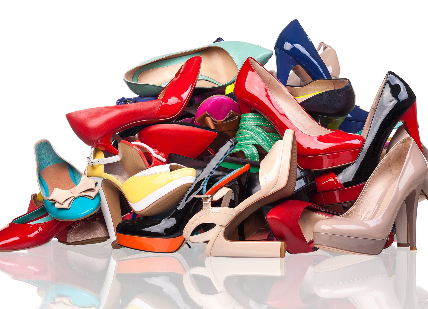 Новая модель обуви. Женская обувь. Про обувь. Много женской обуви. Коллекция обуви.