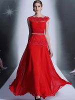 Длинное красное платье 