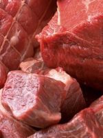 Как быстро разморозить мясо?