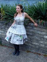 Как сделать платье из газет?