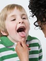 Короткая уздечка языка у ребенка