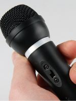 Как выбрать микрофон для караоке?