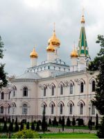 Новодевичий монастырь в Санкт-Петербурге