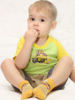 Почему ребенок грызет ногти – причины, советы психолога