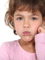 Почему у ребенка пахнет изо рта гнилью?