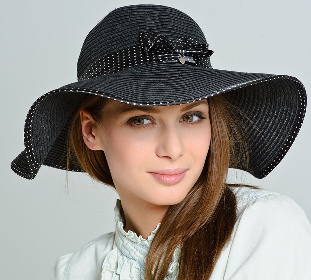 Шляпа недорого. Шляпа женская. Шляпа с узкими полями женская. Шляпа женская с маленькими полями. Широкополая шляпа женская.