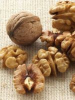 Сколько калорий в грецких орехах?