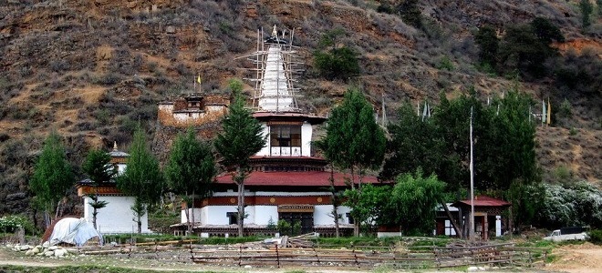 Монастырь Дунце-лакханг