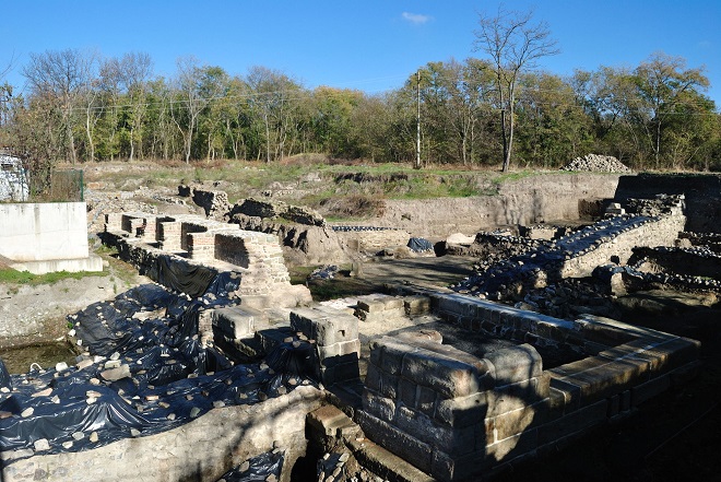Археологические раскопки в Бургасских банях