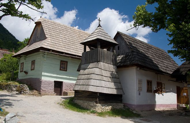 Деревянная звонница 1770 г., деревня Влколинец