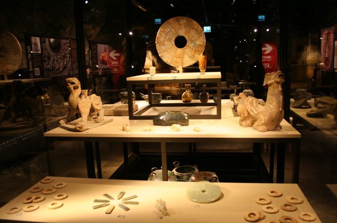 Экспонаты музея Восточной Азии