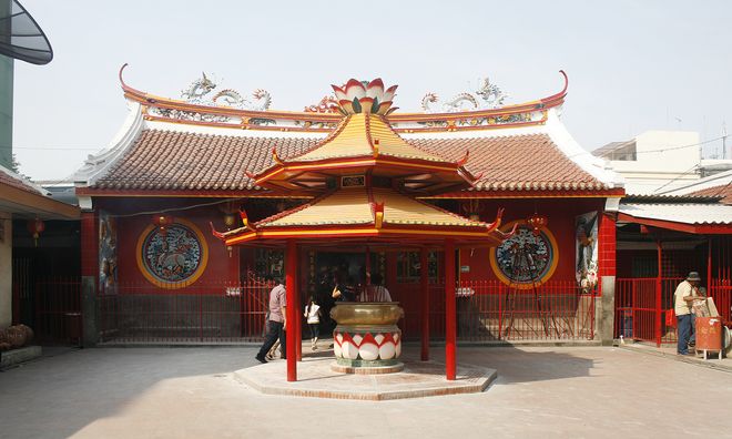 Храм Цзинэ-Юань в Китайском квартале, Джакарта