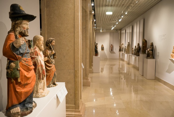 Коллекция религиозной скульптуры