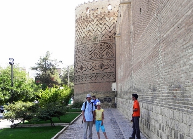 Крепость привлекает множество туристов