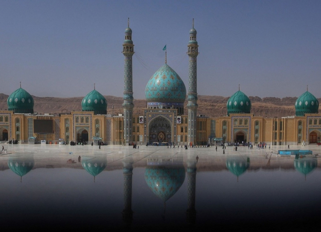 Мечеть Джамкаран - одна из самых почитаемых святынь в Иране