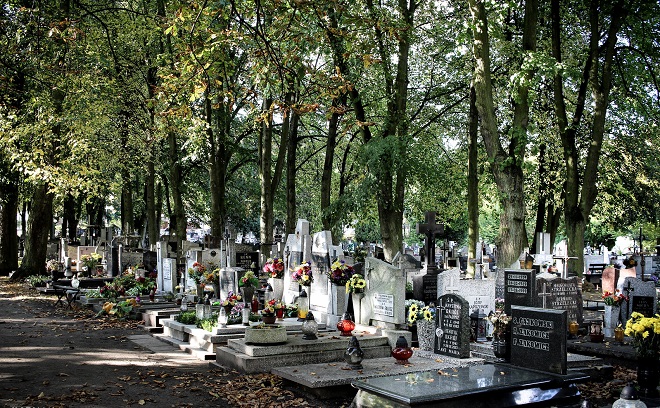 Оливское кладбище