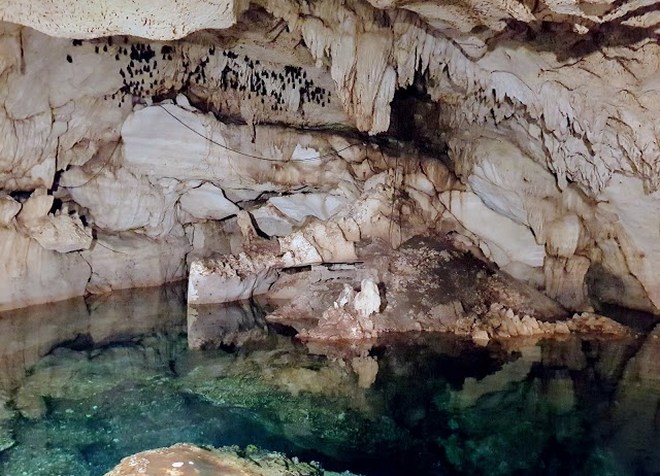 Пещера невероятно красива