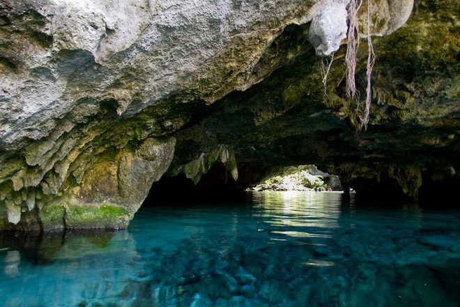 Пещеры Национального парка Лукайян