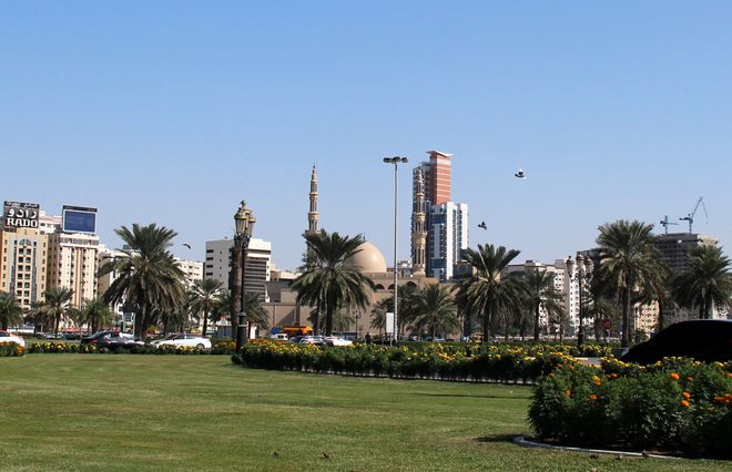 Площадь перед мечетью