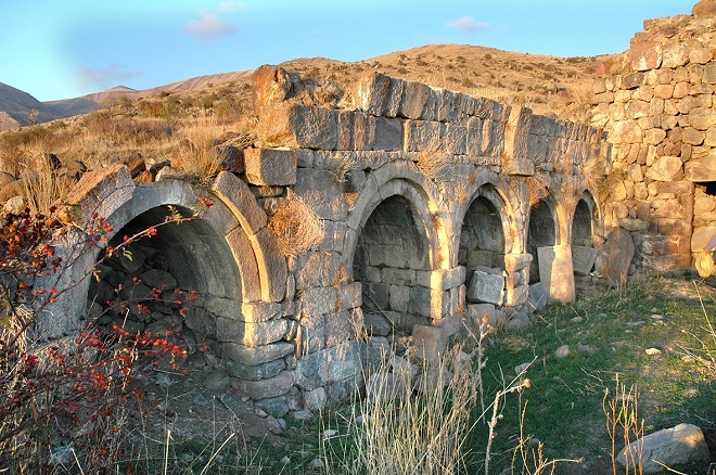 Руины церкви Пресвятой Богородицы