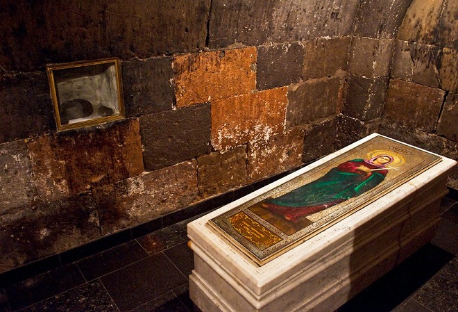 Саркофаг, где захоронена Рипсиме