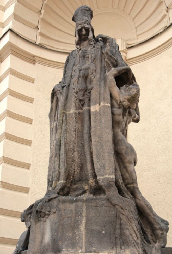 Скульптура раввина Леви