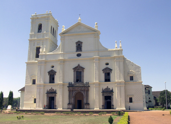 Собор Святой Екатерины имеет историю, связанную с португальскими колонизаторами