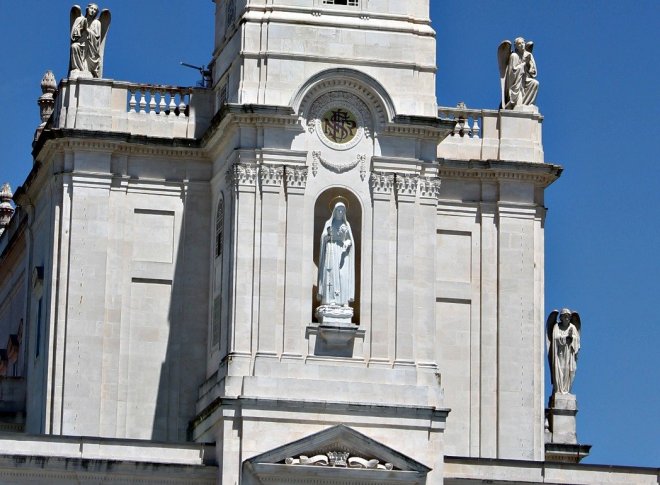 Статуя Непорочного Сердца Марии