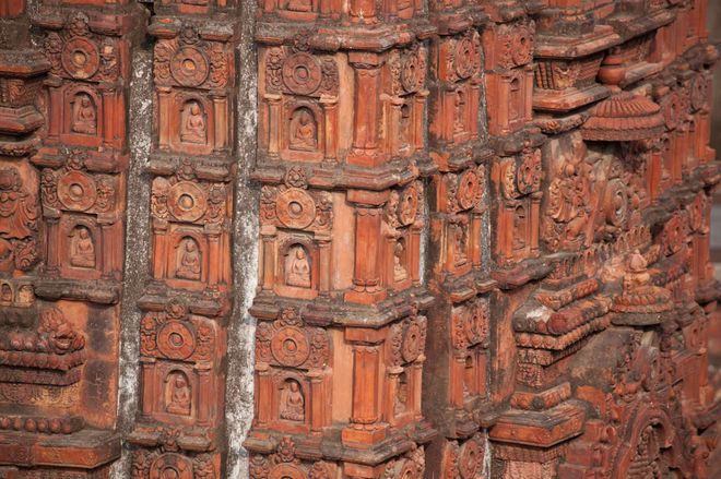 Терракотовая плитка храма Тысячи Будд