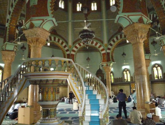Внутреннее убранство Великой мечети