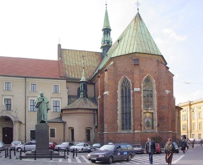 Восточная сторона костела Святого Франциска, Краков
