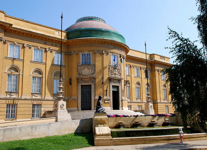Здание музея построено в виде дворца