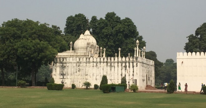Жемчужная мечеть в Дели