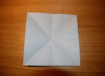 Как сделать лилию из бумаги  1