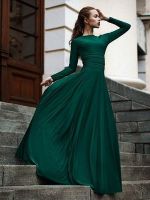 Зеленое платье в пол